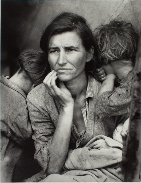 Photograph: Dorothea Lange, Migrant Mother, 1936.