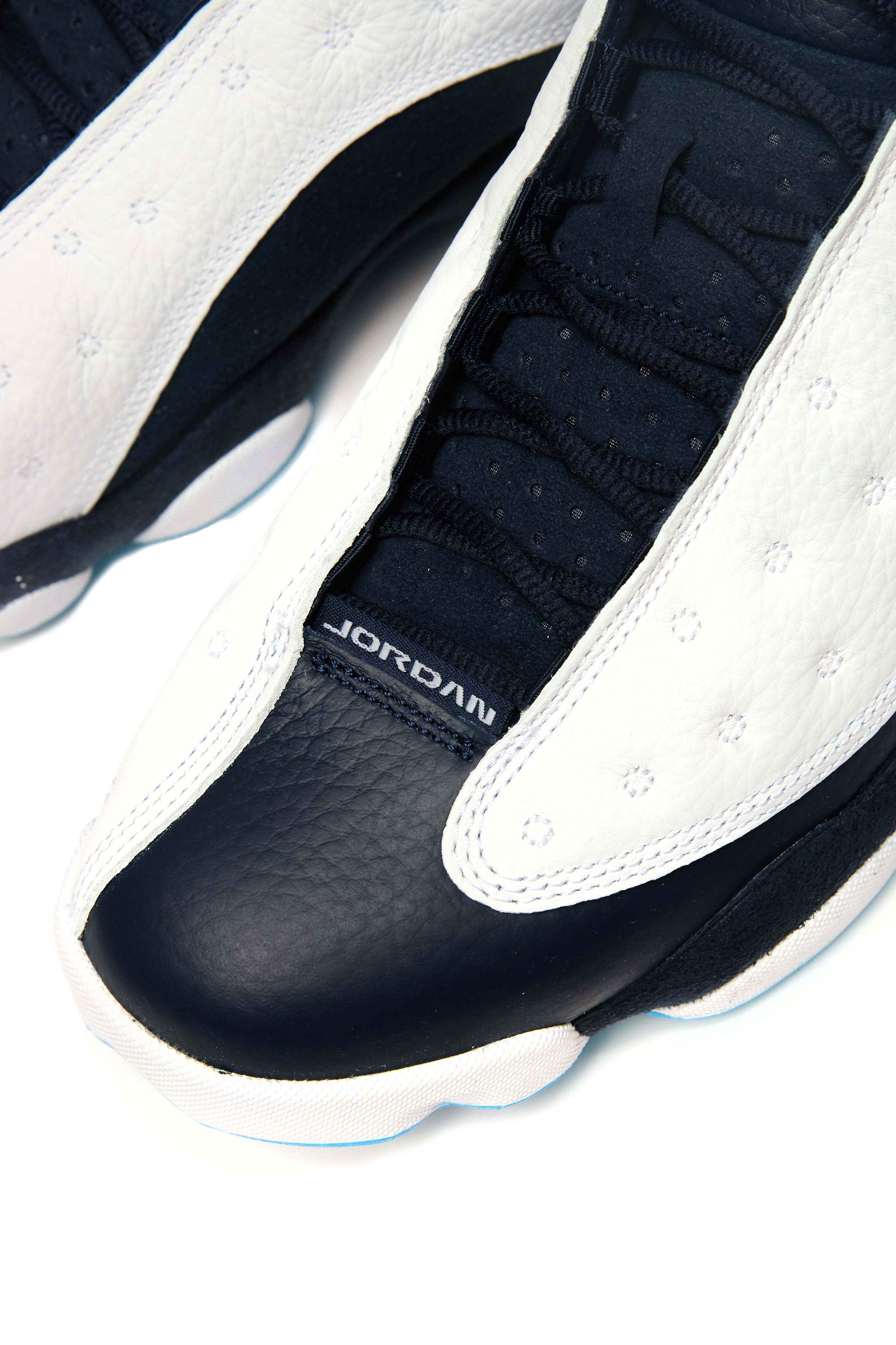 Air Jordan 13 Retro 'Obsidian'