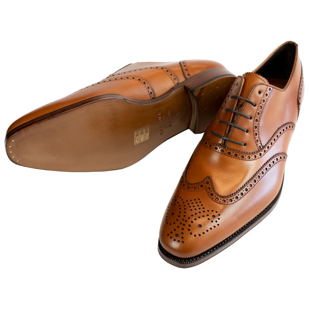 tan wingtip