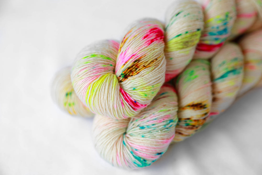 Merino Single Party Popper Qing Fibre