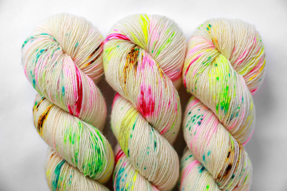 Merino Single Party Popper Qing Fibre