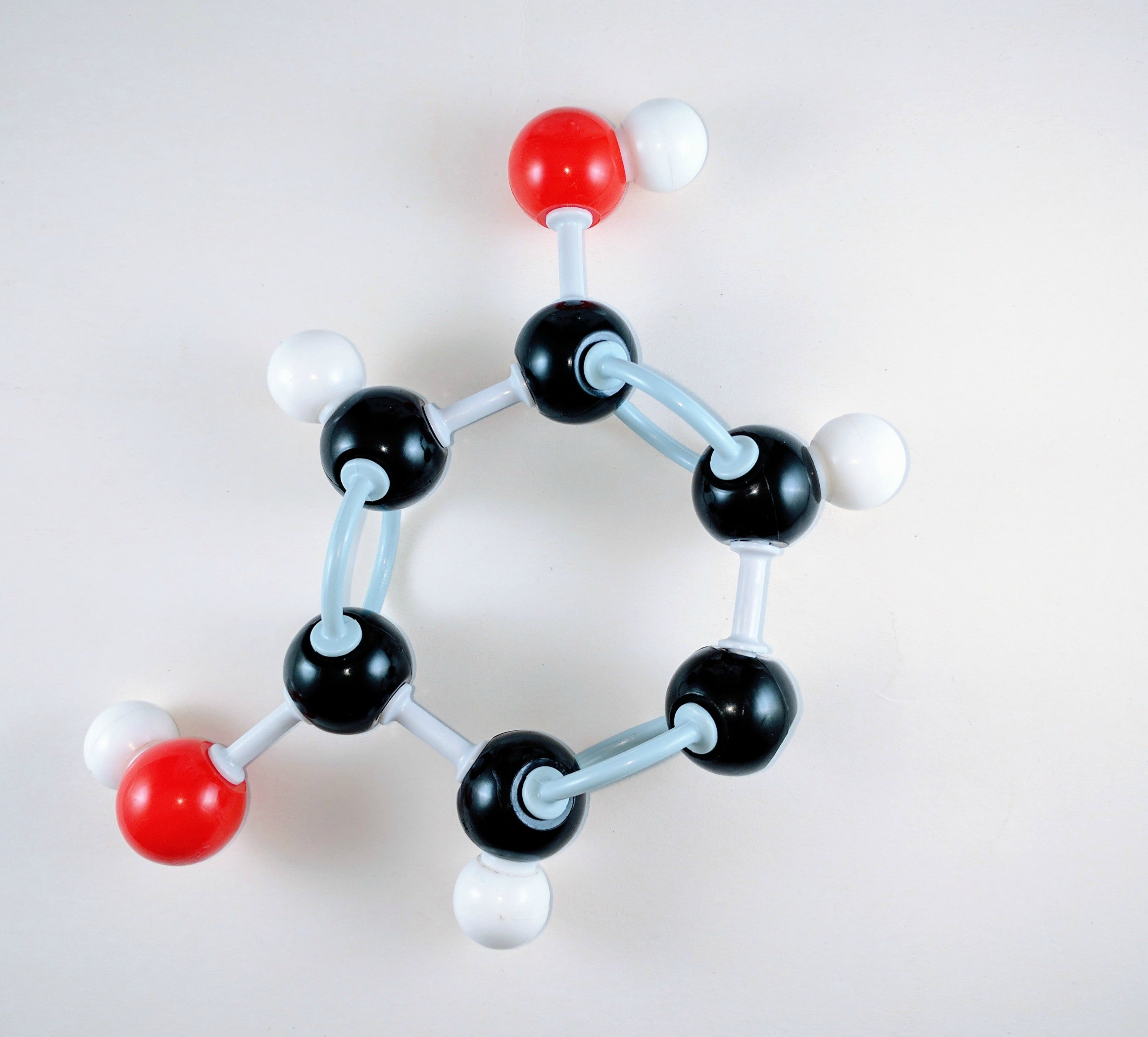 Resveratrol molecular model