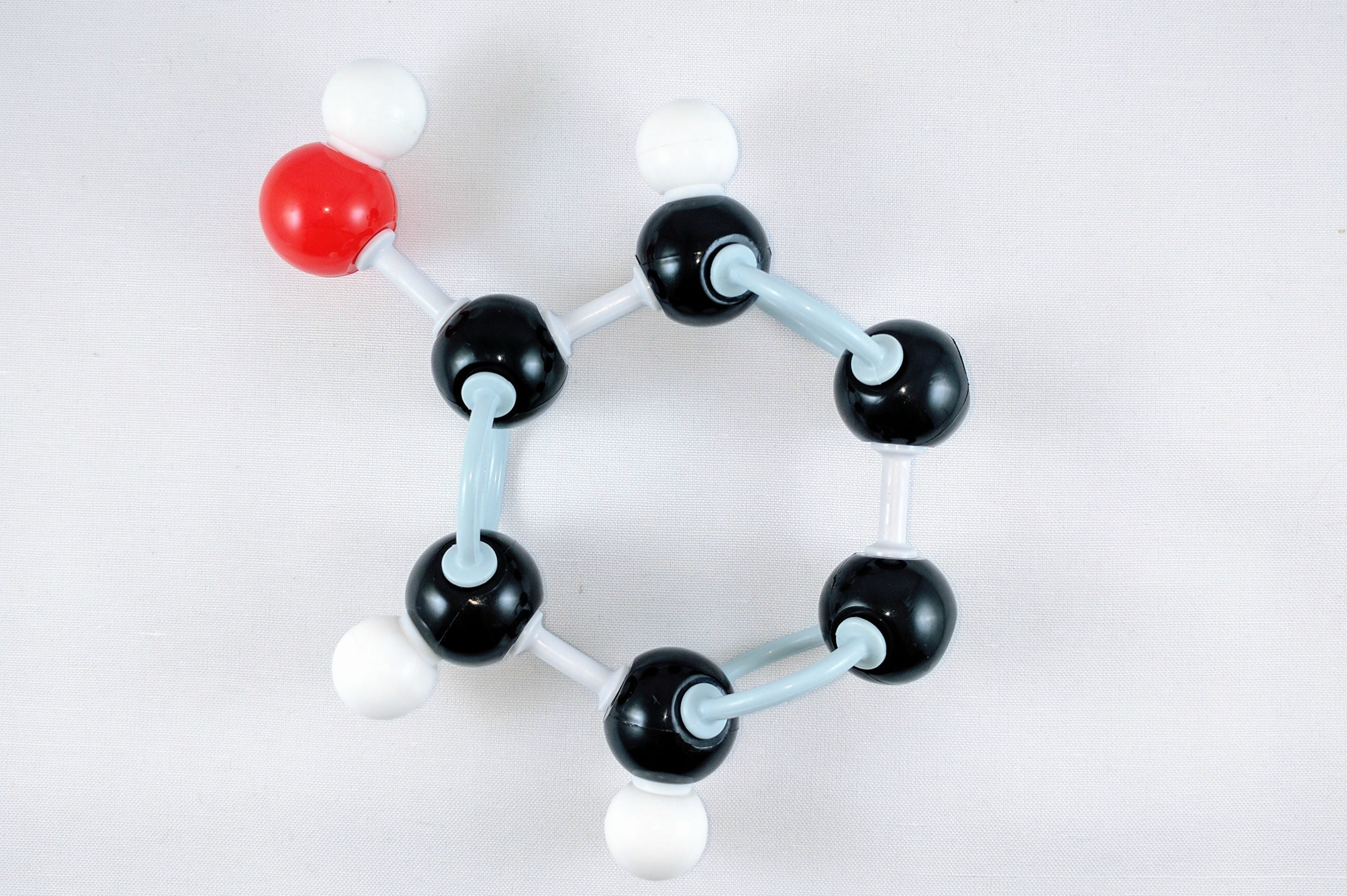 serotonin molecular structure