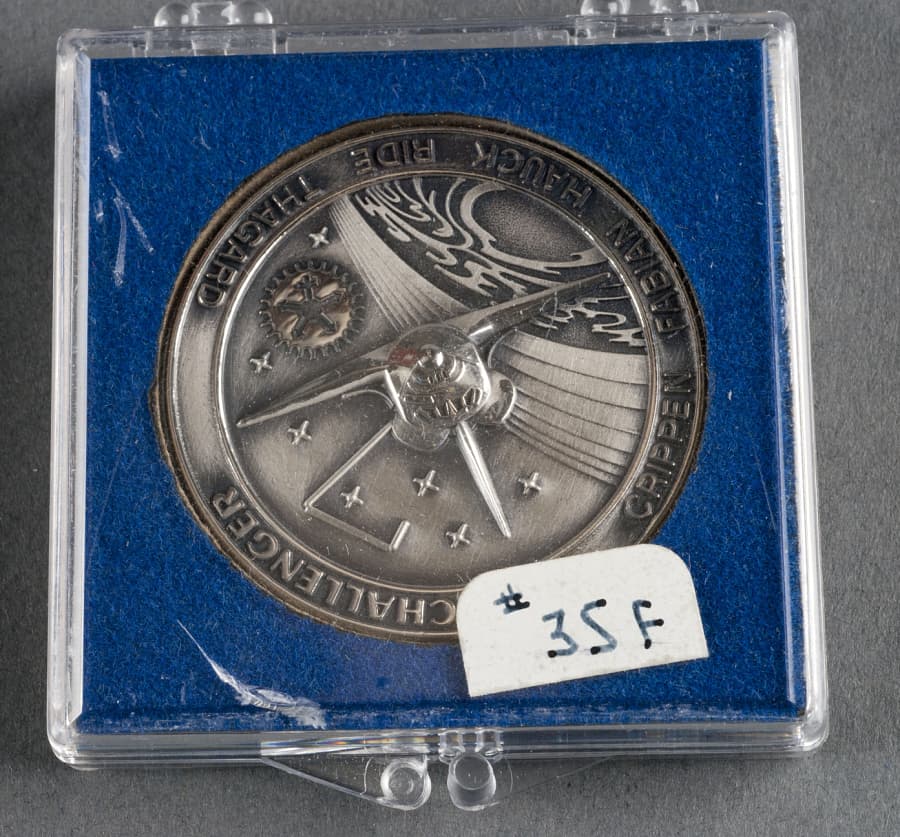 Space shuttle challenge coin
