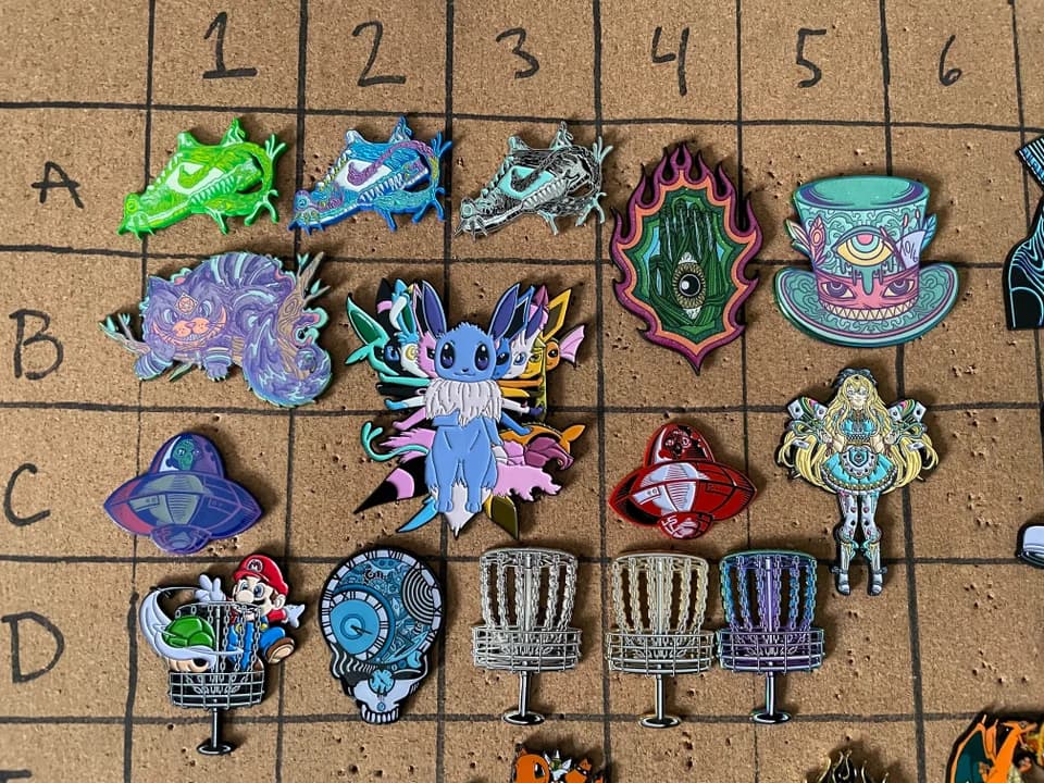 Modular 3D Printed Enamel Pin Collection Display : 7 Steps (with