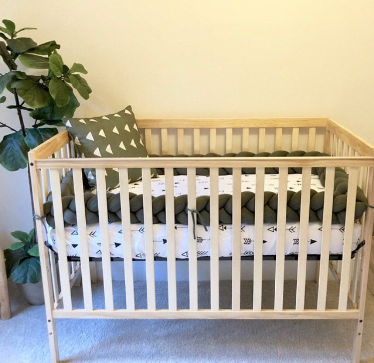 green crib bumper