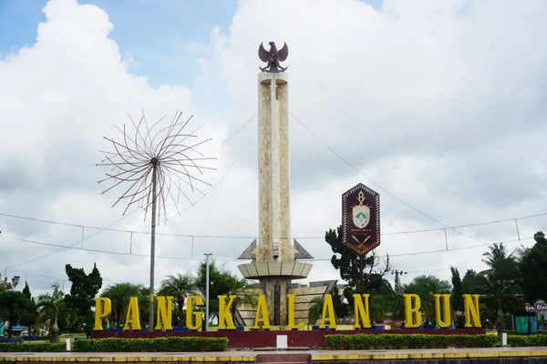 pemandangan tugu pancasila di kota pangkalan bun