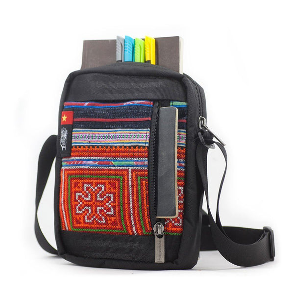 Handmade Embroidery Travel Bags by Hmong Communities in Vietnam ...