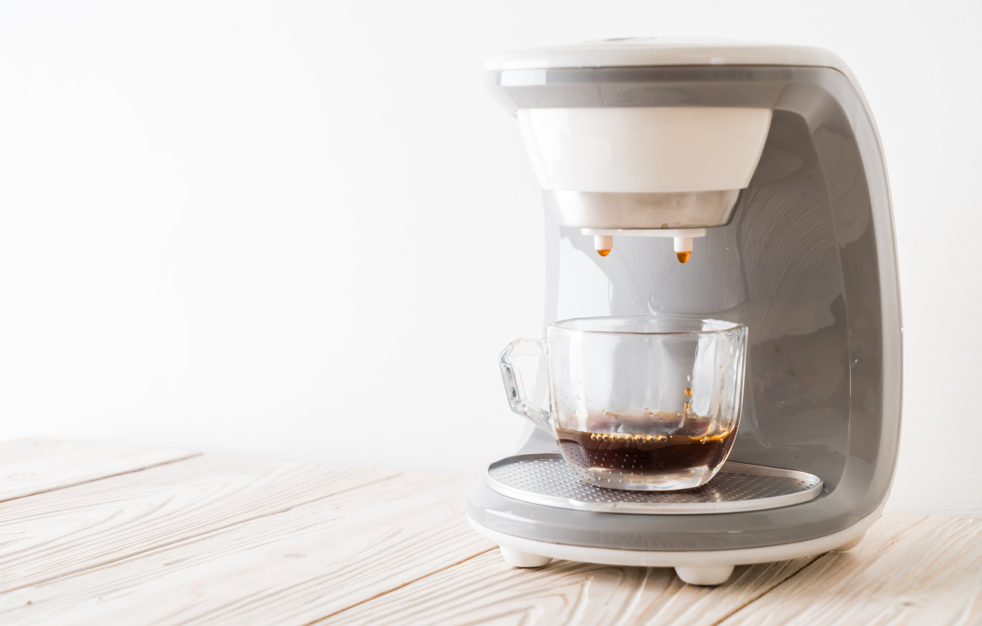 Pour Over Coffee vs Drip: Why Is Pour Over Coffee Better? — Blue Bottle  Coffee Lab