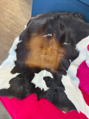 Table top Hide - Mud and Pearls