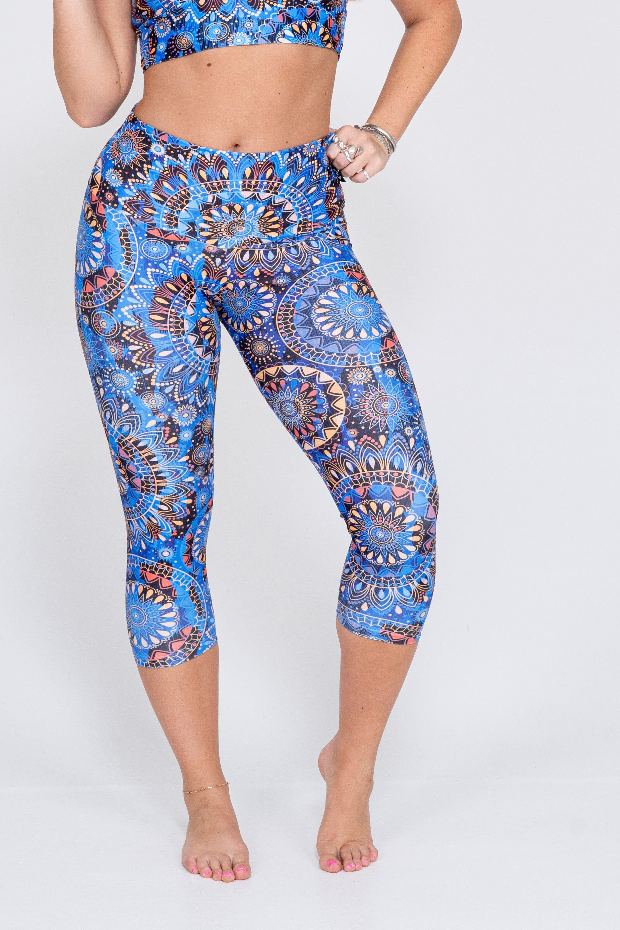 Sundial Me Up Blue Performance - High Waisted Capri Leggings