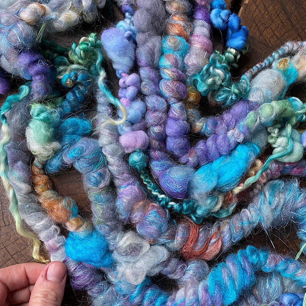 One wish - Fluffy sparkly giant art yarn - Mynoush