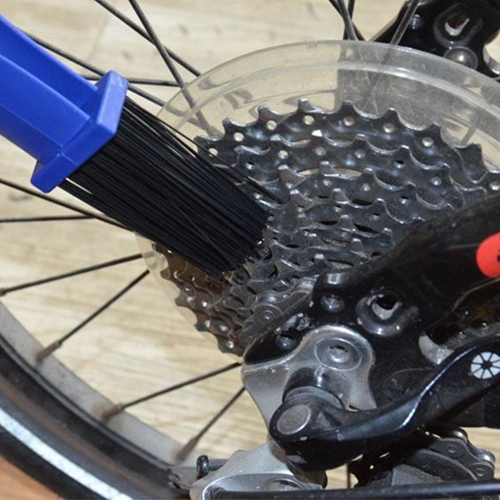 bicycle chain cleaning brush