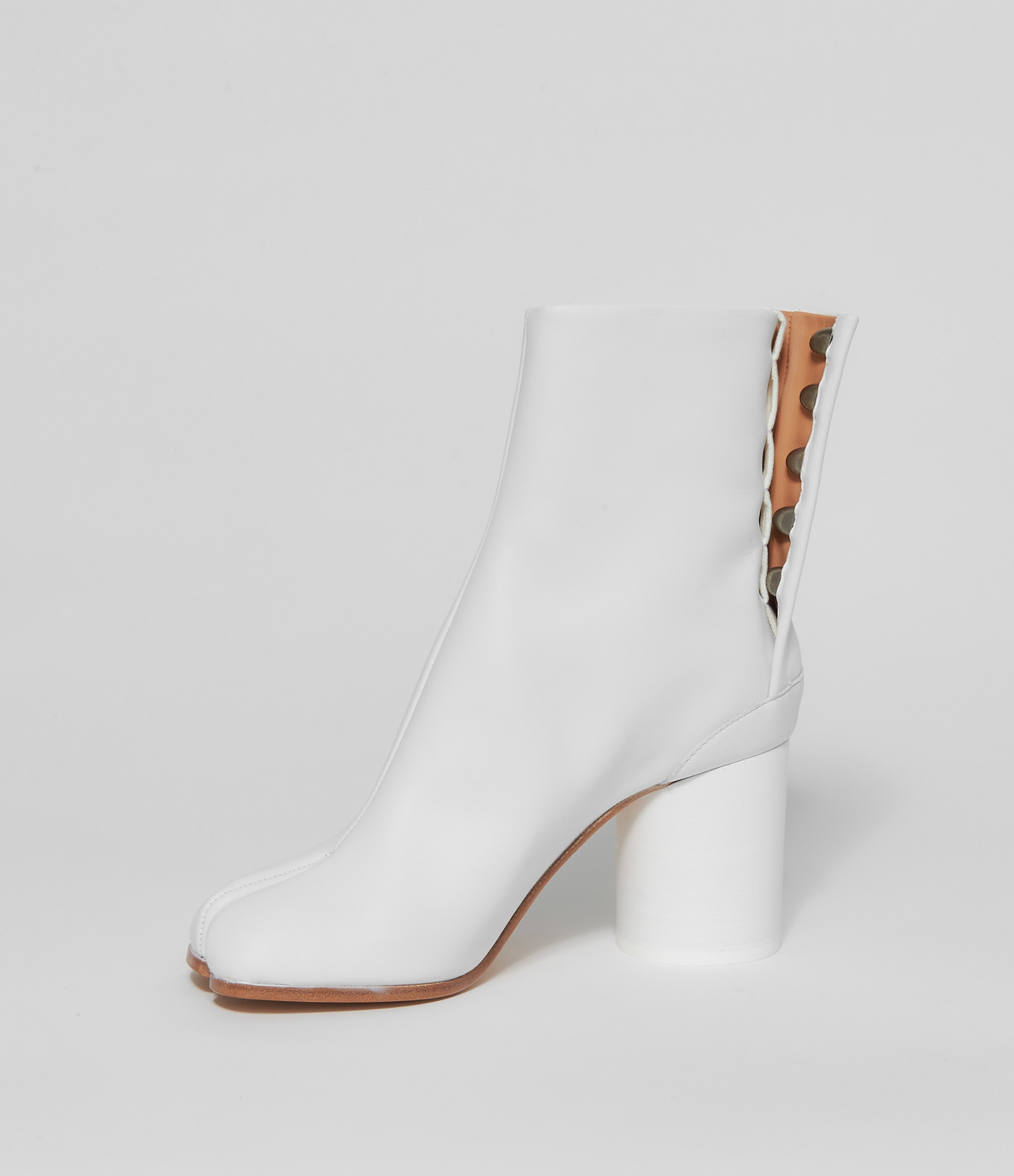 maison margiela white tabi boots