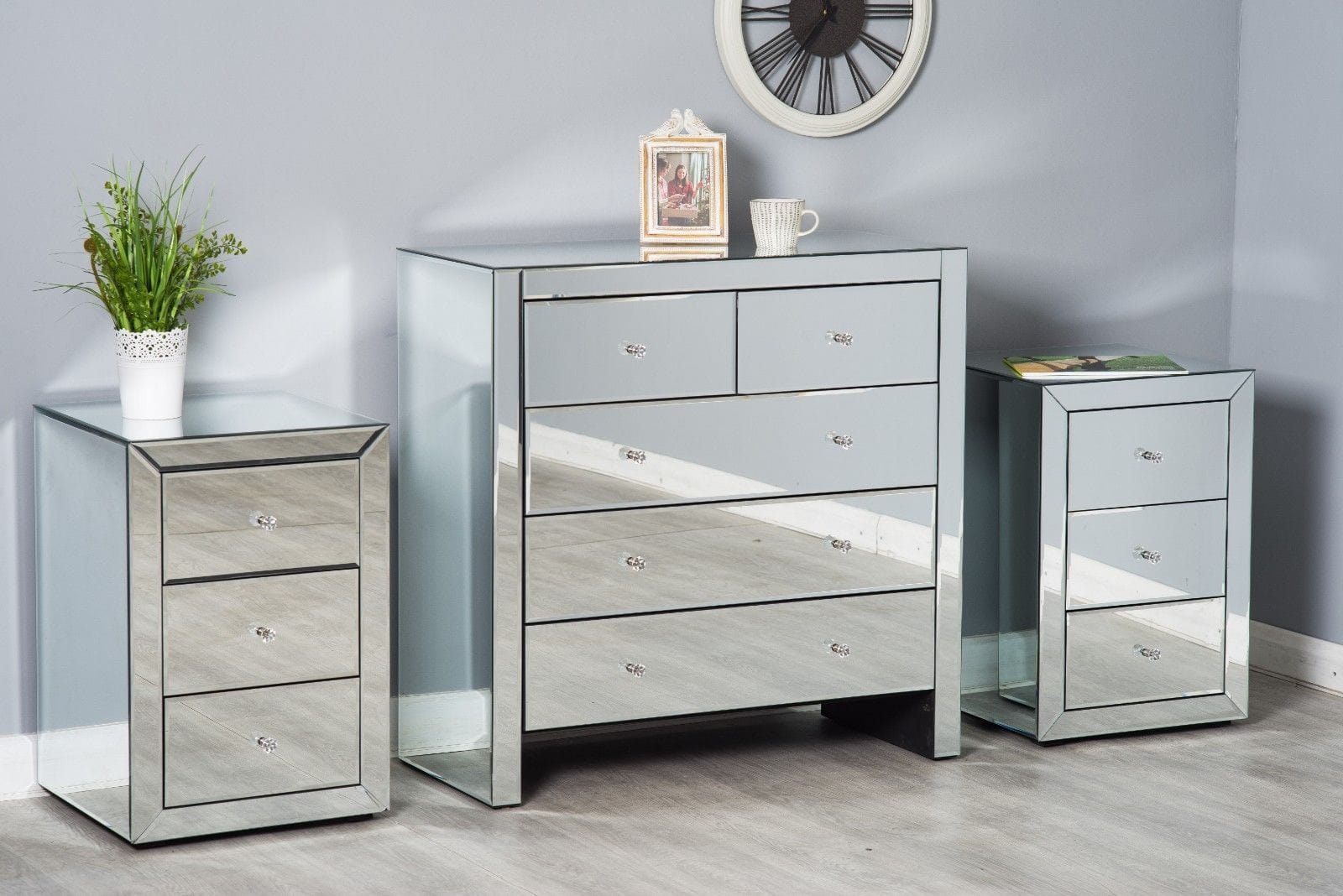 Mirrored Glass 3 Piece Drawer Bedroom Set | Furniture Maxi