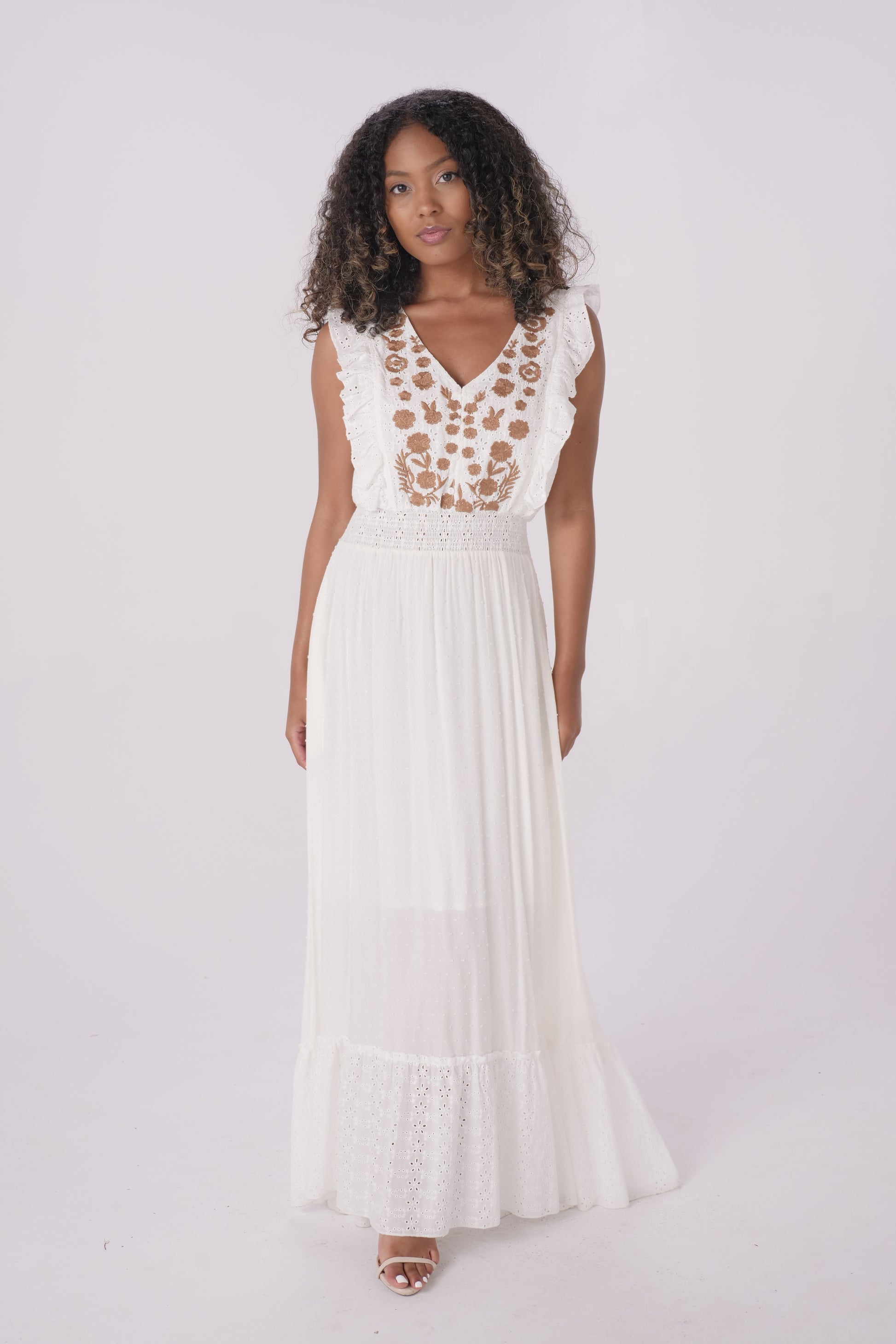White Embroidered Maxi Dress – Solitaire