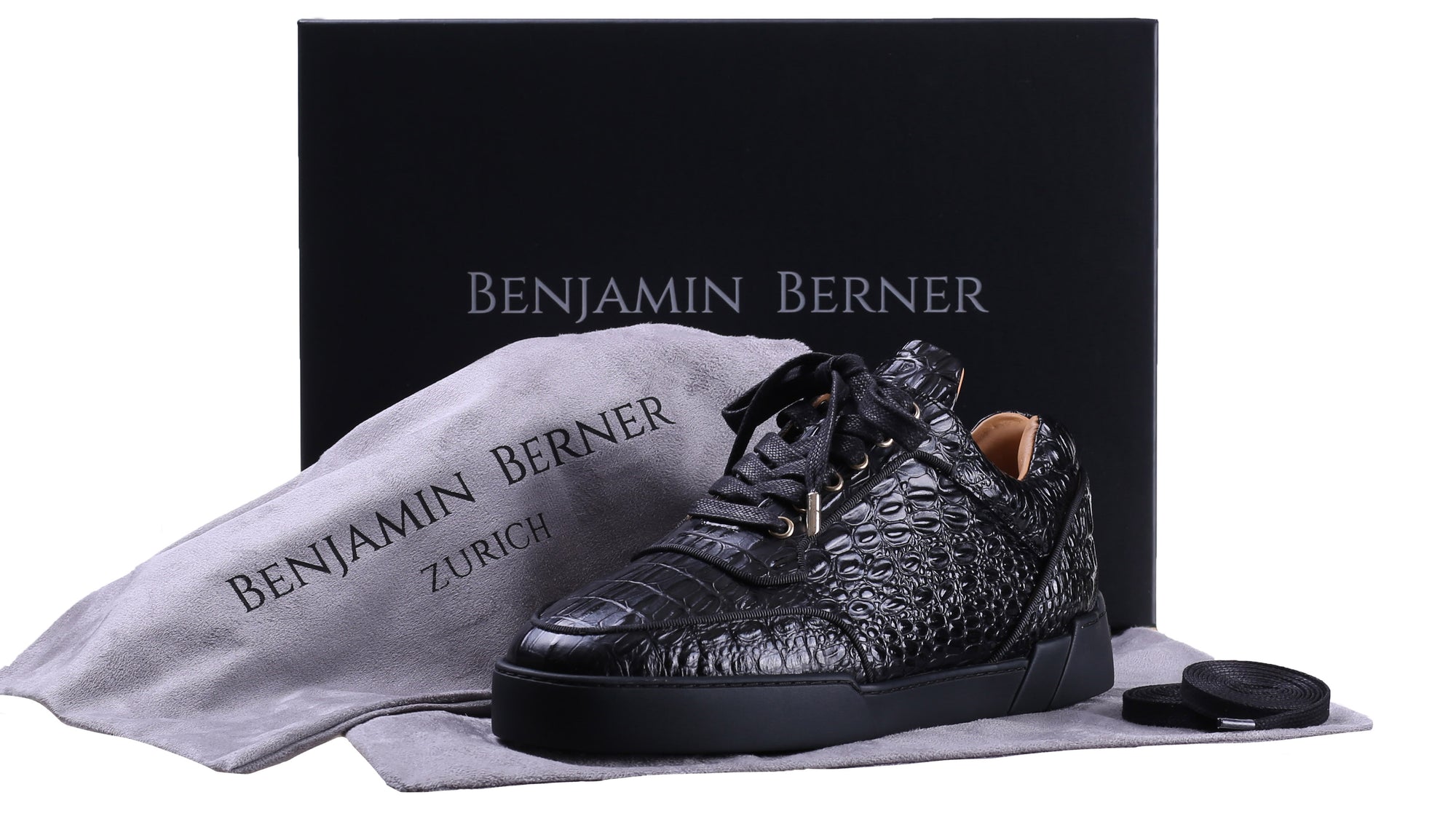 BLACK ALLIGATOR EFFECT - Benjamin Berner