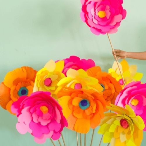 DIY Paper Floral Backdrop