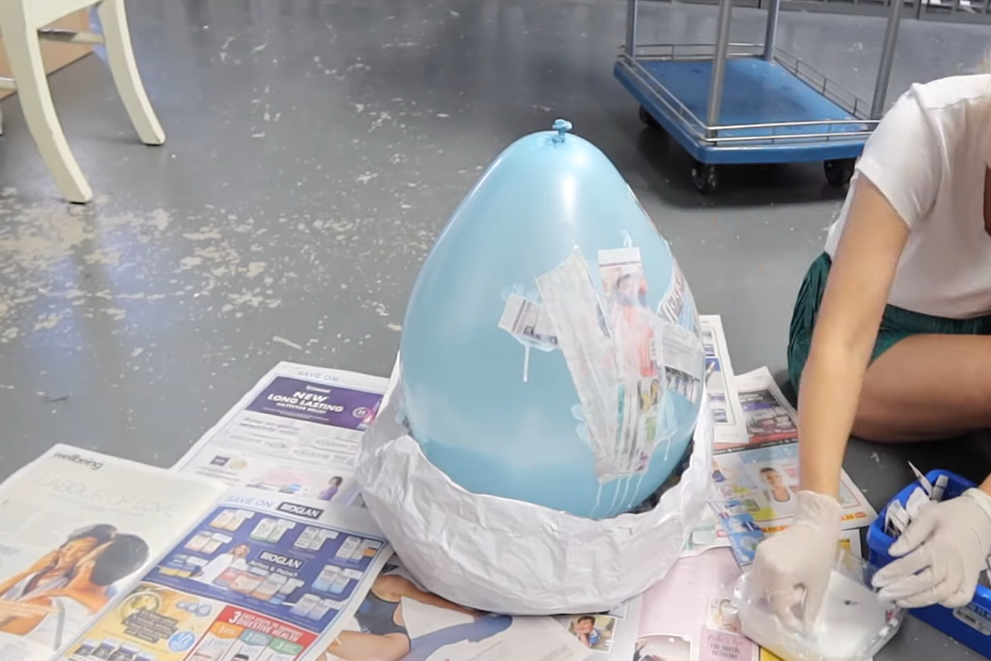 EGG DIY Easter Baby Photo Shoot Prop Tutorial