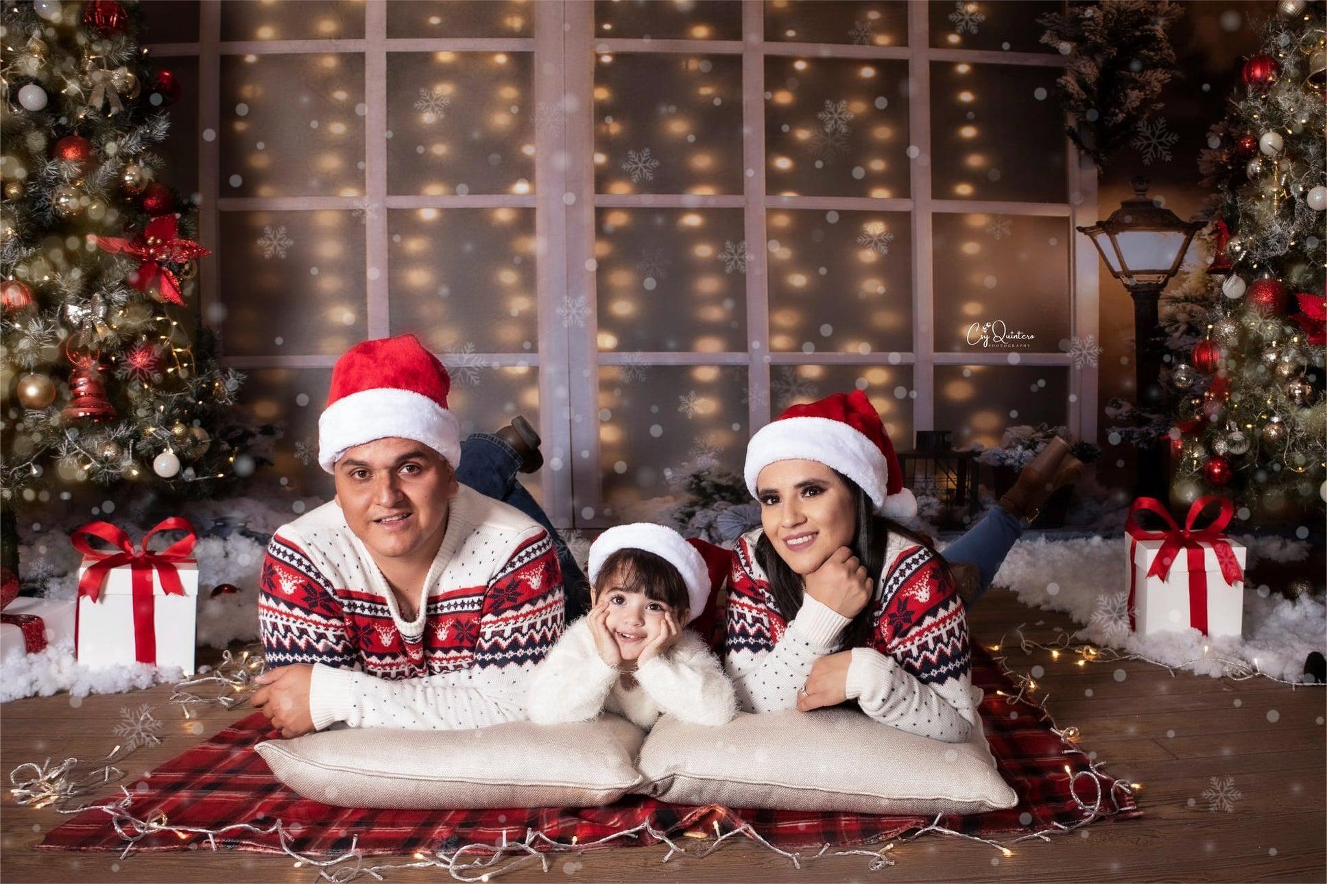 family Christams photo with Kate Christmas Door Backdrop Winter Snow Bright Lights for Photography