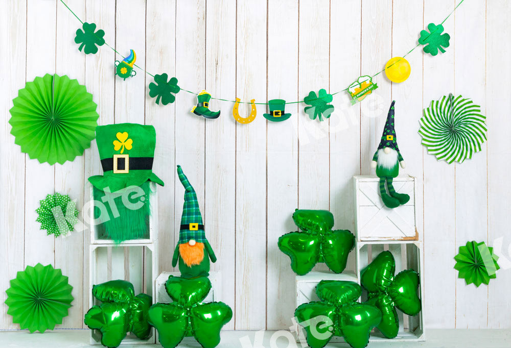 Easy Streamer Rainbow Backdrop for St. Patrick's Day - Daily Party Dish