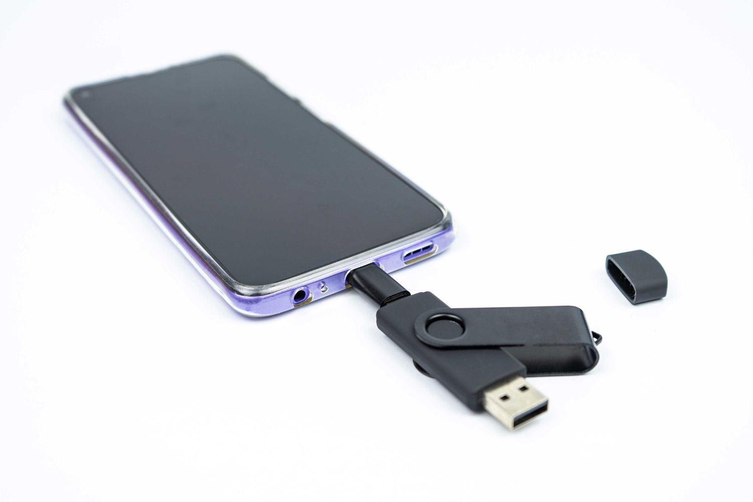 6 Best Flash Drives for iPhone in 2024
