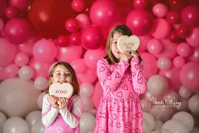 https://cdn.shopify.com/s/files/1/1619/4221/products/Kate_Valentines_Day_Balloon_Wall_Backdrop_for_Photography_400x400.jpg?v=1672968824