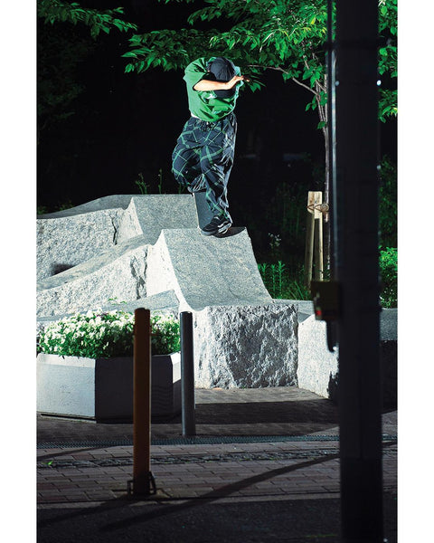 Rinku Konishi Backside Noseblunt, photo by Masahiro Yoshimoto - CSC, Cardiff Skateboard Club - UK Skate Store