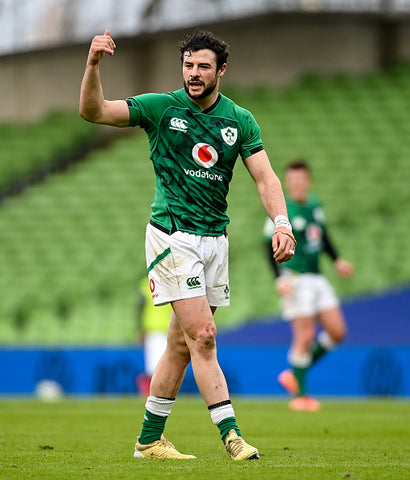 Robbie Henshaw green top white shorts