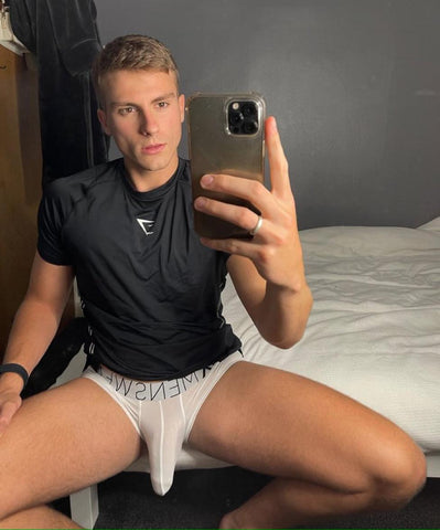 defined crotch hipster briefs massive bulge