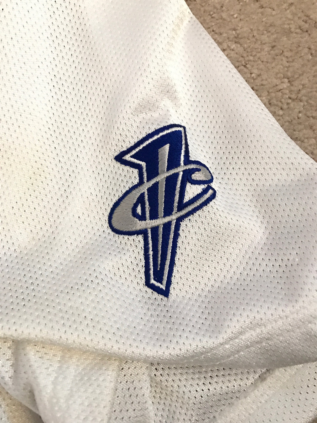 penny logo nike