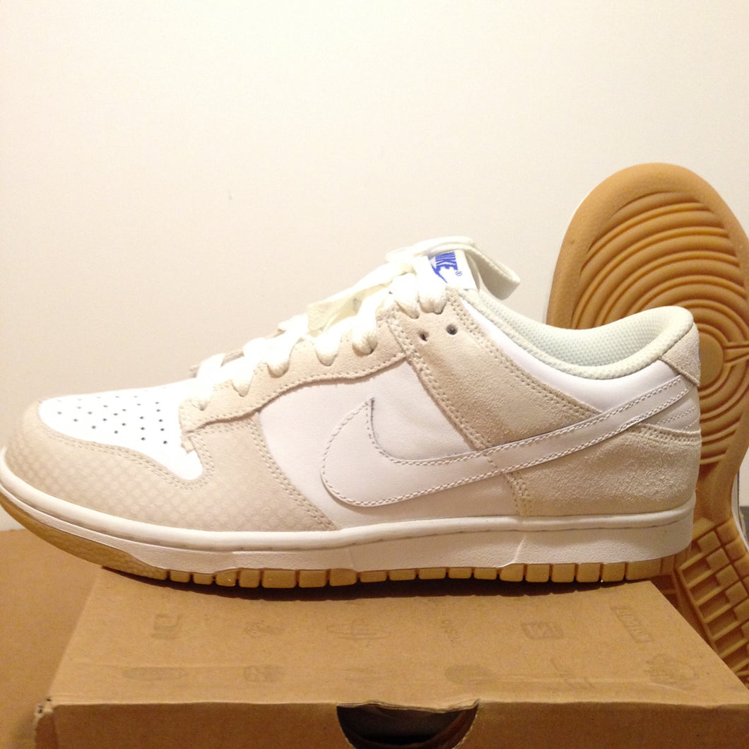 dunk low white gum