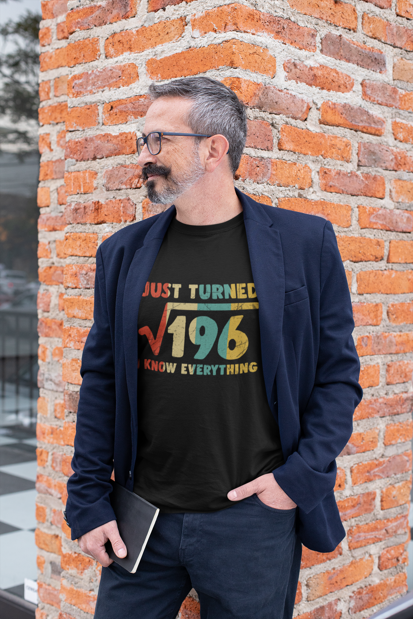 ULTRABASIC Men's Vintage T-Shirt Just Turned 14 - I Know Everything Funny  Nerd Tee Shirt for 14th Birthday