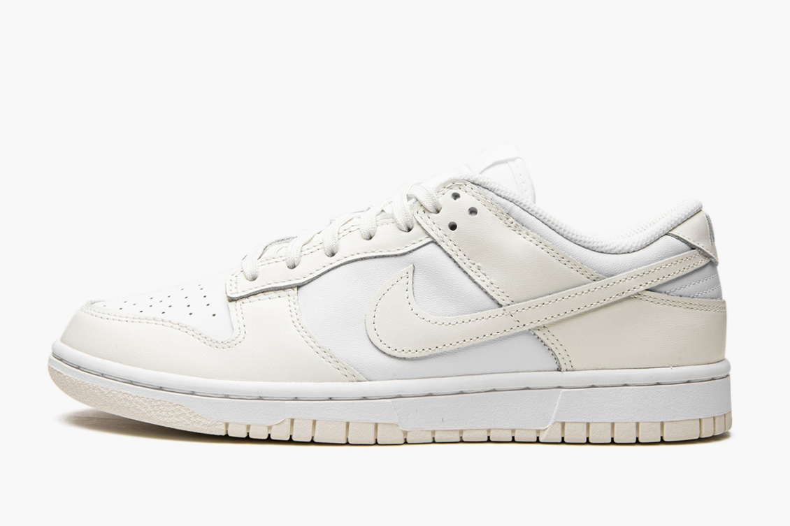 nike dunk lowcoconut milk