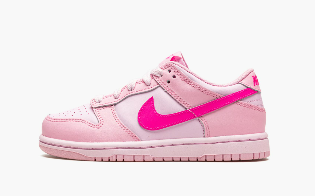 nike low dunk barbie