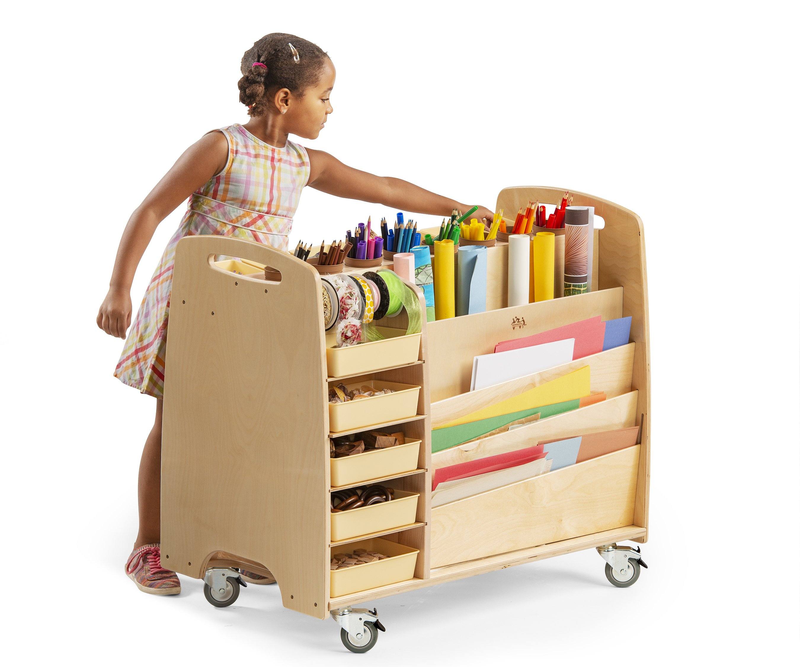 Community Playthings Help Yourself Art Trolley Canada Louise Kool And Galt 6607