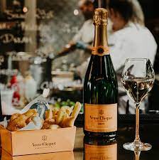 Pairing Tips for Your Veuve Clicquot Champagne