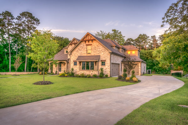 A custom home built by homeowner who chose to work with custom home builder