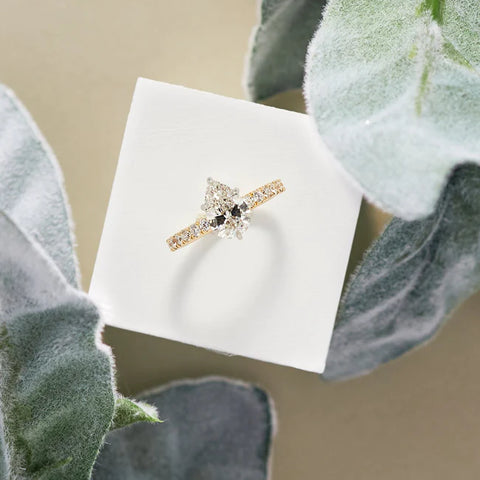 Lab-grown diamond engagement rings