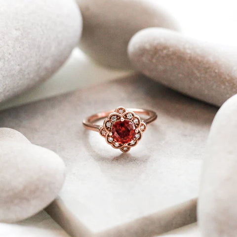 Bague de fiançailles rubis