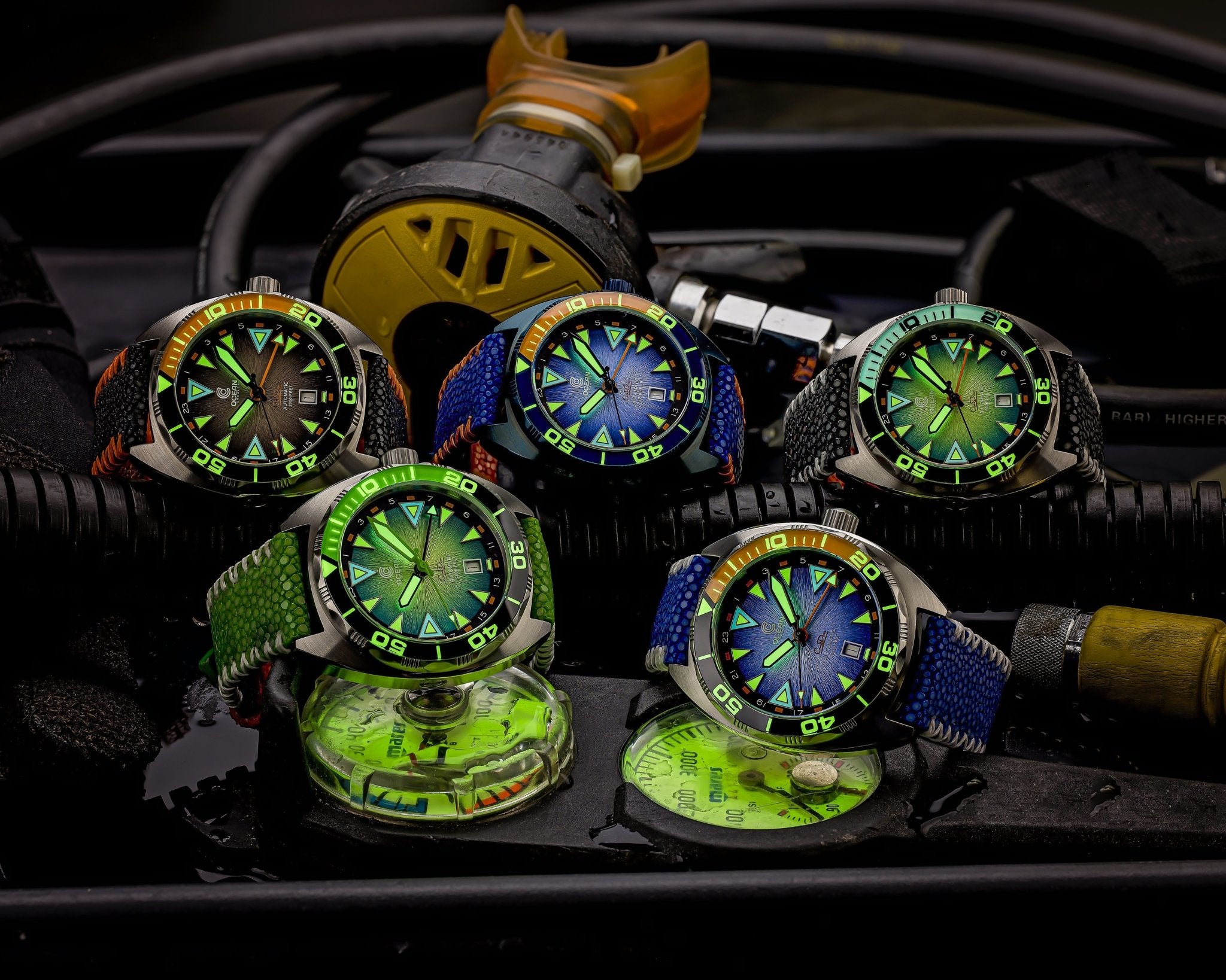 Ocean Crawler Core Diver GMT v2 - Green/Green - Ocean Crawler Watch Co.