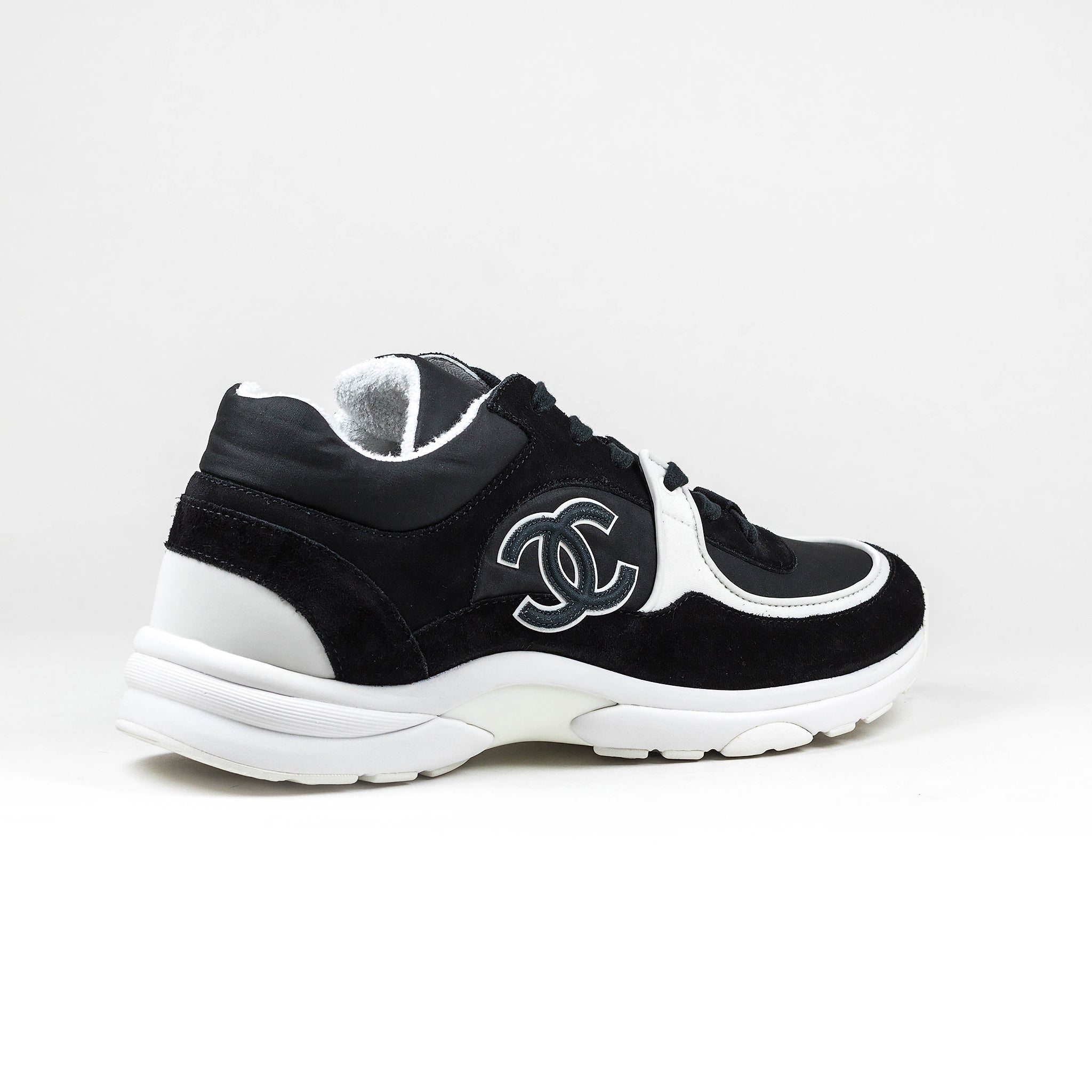 Chanel CC Logo Suede Nylon Reflective Black White Sneaker – Crepslocker