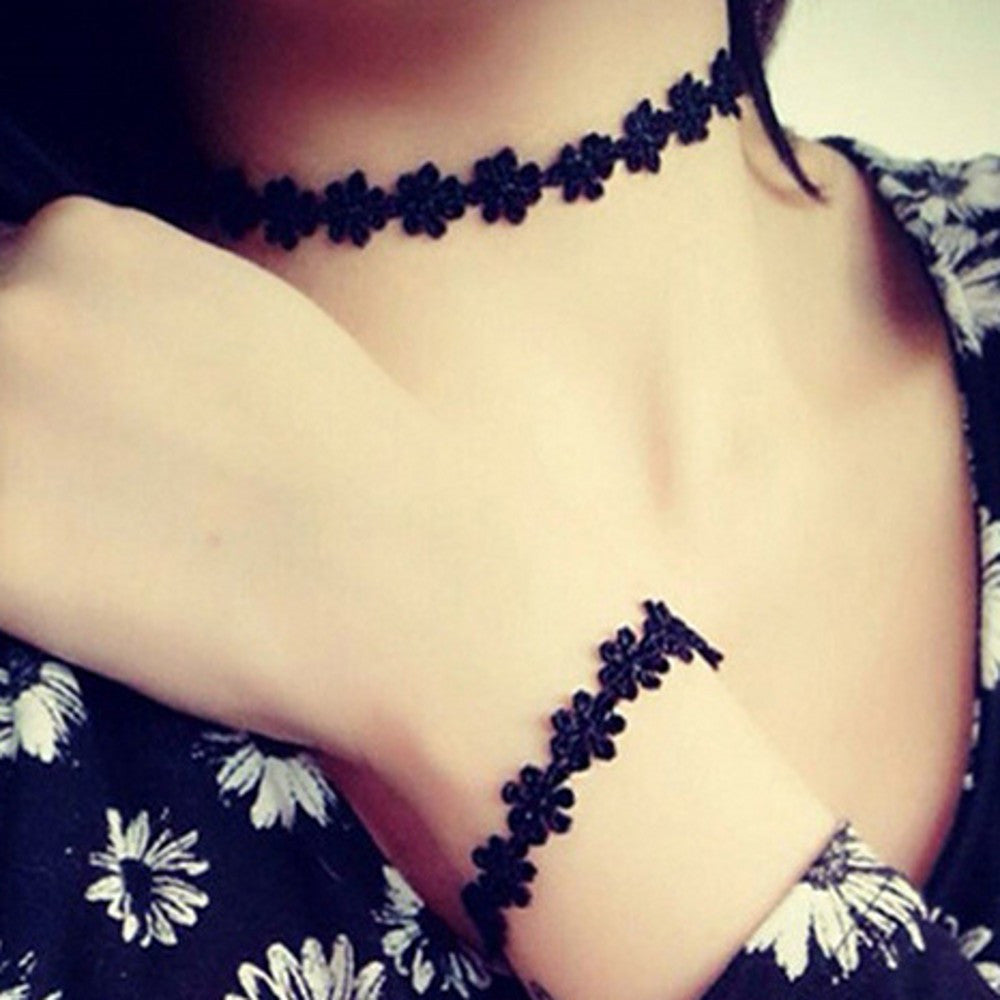 Elegant A Set of Lace Choker Necklace &amp; Bracelet Black Daisy Flower with Extended Chain al A