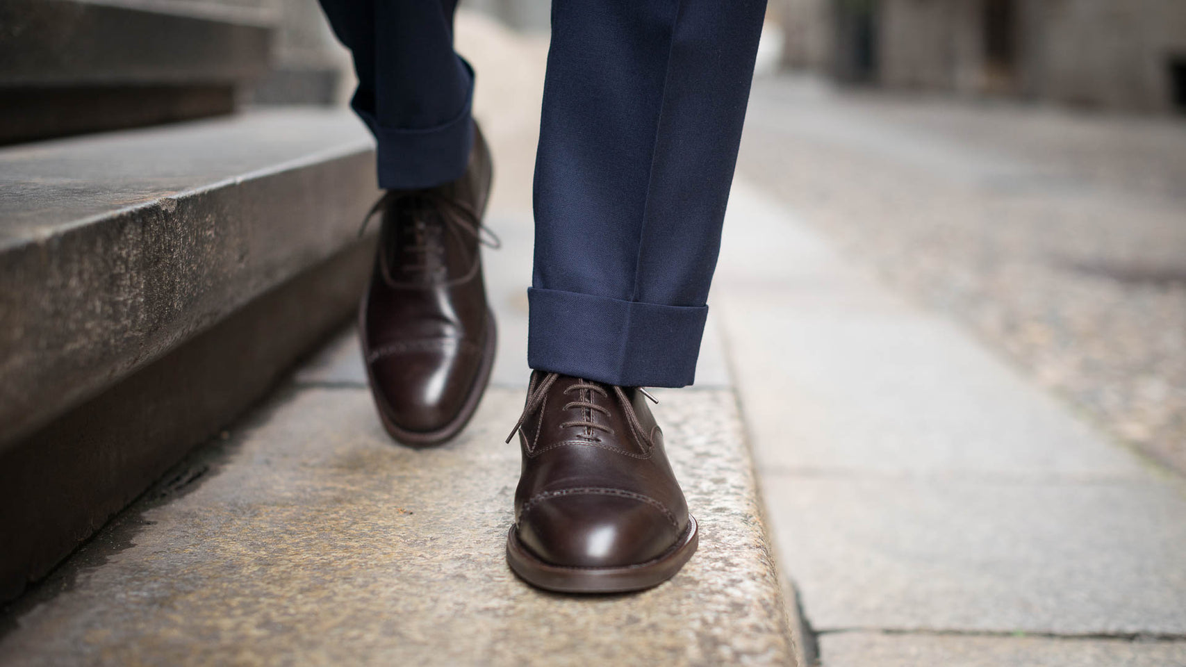 Men’s dark brown Oxford shoes | Velasca