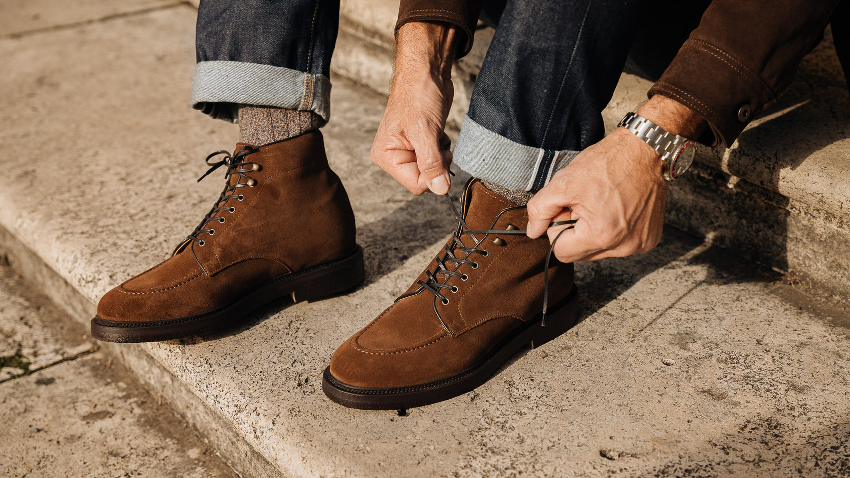 Men's handmade suede boots with para soles | Velasca