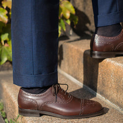 Men’s brown leather Oxford shoes, semi brogue | Velasca