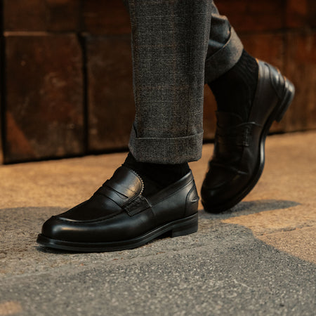 Men’s black leather winter Penny Loafers | Velasca