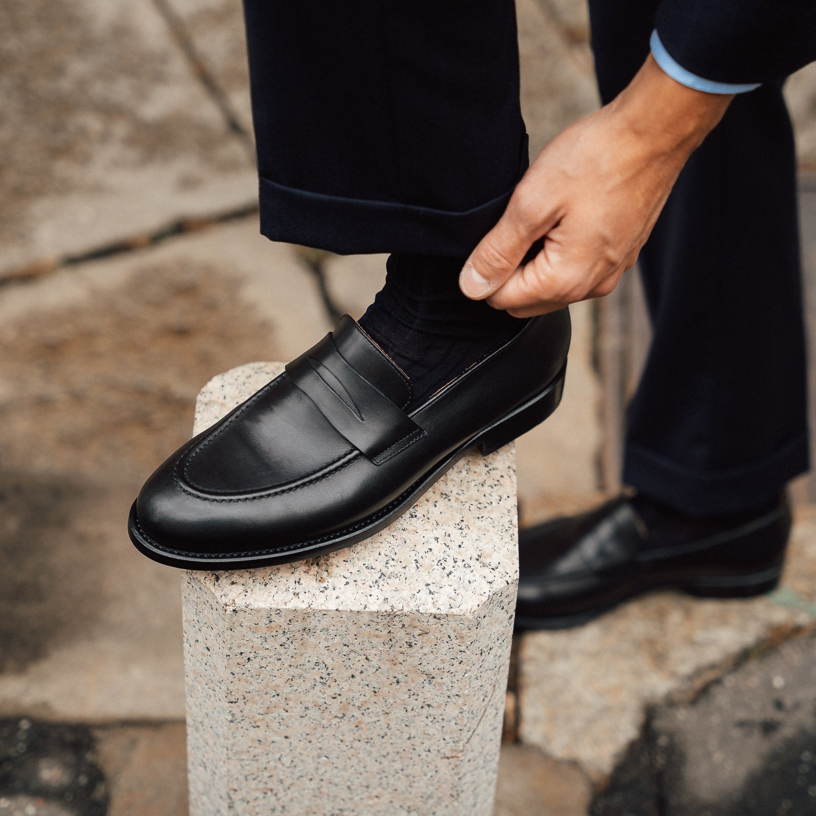 Men’s black leather slip on Loafers | Velasca