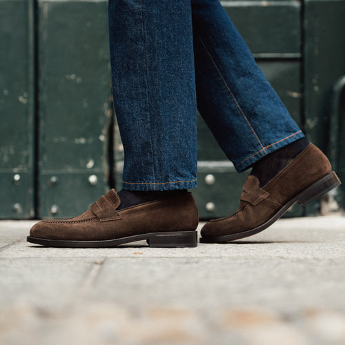 Men’s brown suede slip on Loafers | Velasca