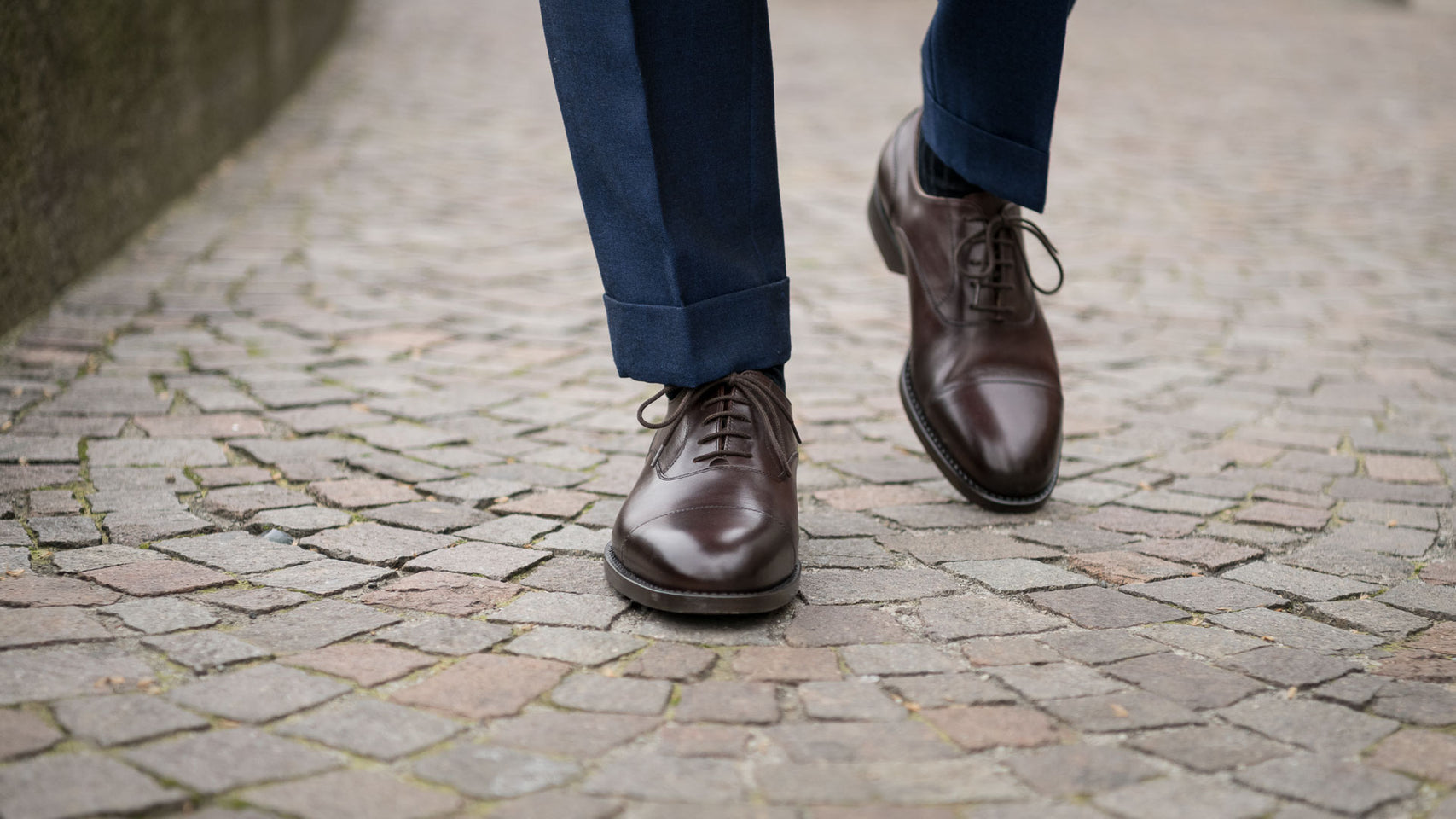 Men’s minimal & classic full-grain leather Oxfords | Velasca